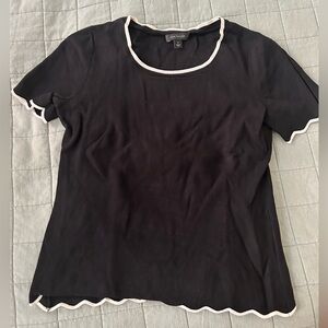 Ann Taylor Black and White Ribbed Short Sleeve Tee
